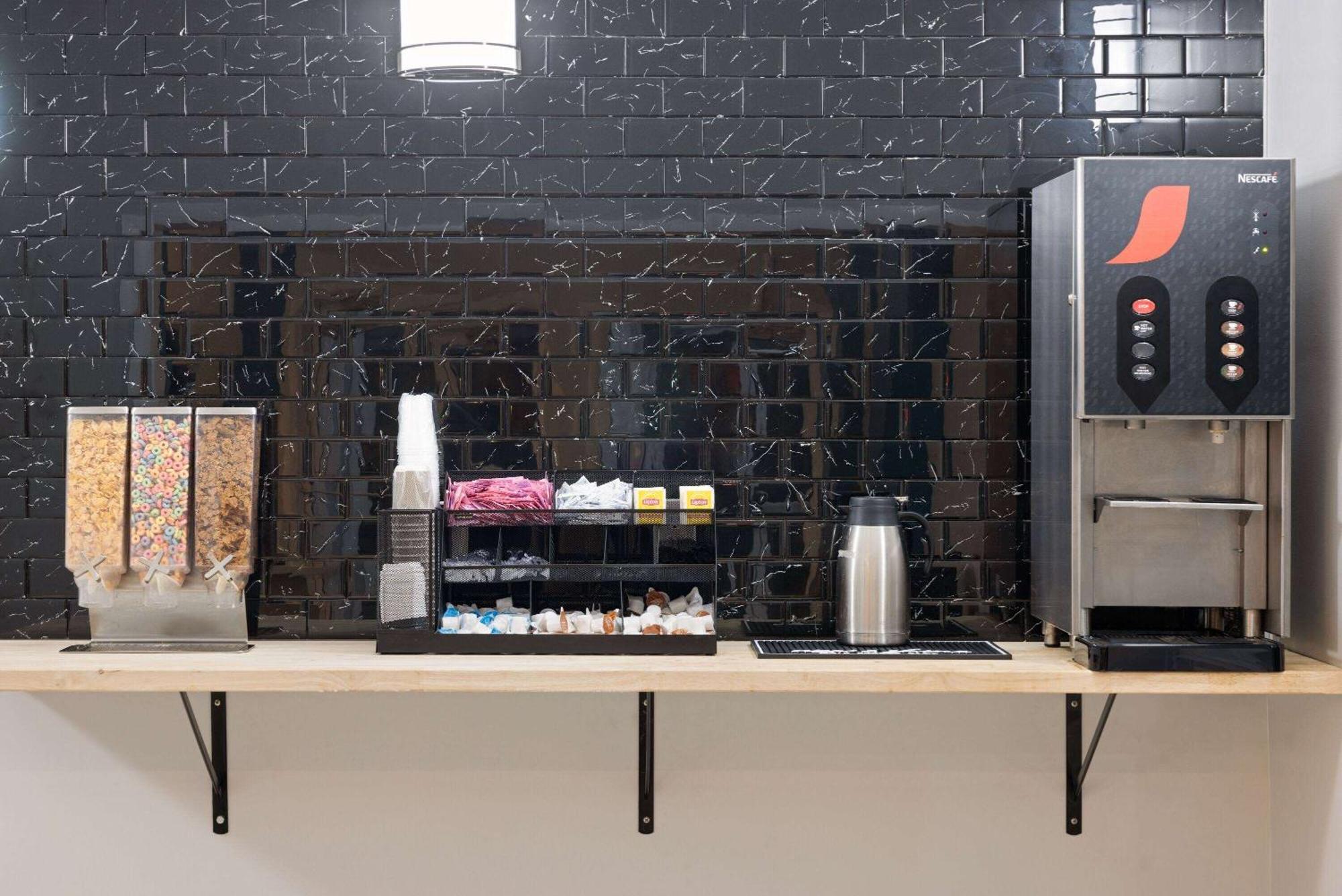 The Vibes Hotel, Trademark Collection By Wyndham Wildwood Exteriör bild